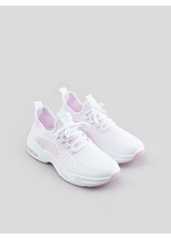 Sinsay - Sneakersy - biały ze sklepu Sinsay w kategorii Buty sportowe damskie - zdjęcie 171322870