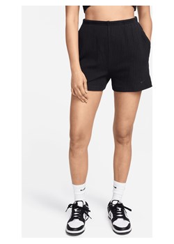 Damskie dopasowane spodenki z wysokim stanem 7,5 cm Nike Sportswear Chill Knit - Czerń ze sklepu Nike poland w kategorii Szorty - zdjęcie 171331620