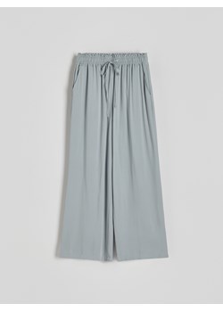 Reserved - Spodnie z wiskozy - jasnoszary ze sklepu Reserved w kategorii Spodnie damskie - zdjęcie 171350671