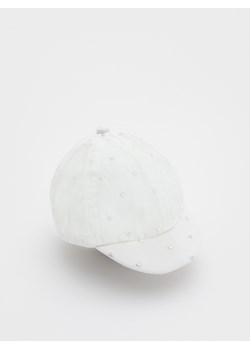 Reserved - Czapka z daszkiem z haftem - biały ze sklepu Reserved w kategorii Czapki dziecięce - zdjęcie 171350873