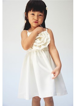 H & M - Sukienka z kwiatem - Biały ze sklepu H&M w kategorii Sukienki dziewczęce - zdjęcie 171359482