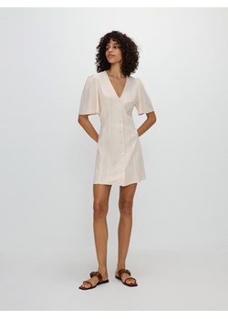 Reserved - Sukienka mini z wiskozą - beżowy ze sklepu Reserved w kategorii Sukienki - zdjęcie 171360903