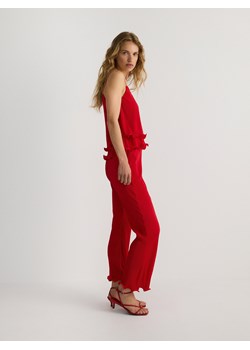 Reserved - Spodnie z falbanką - czerwony ze sklepu Reserved w kategorii Spodnie damskie - zdjęcie 171360942