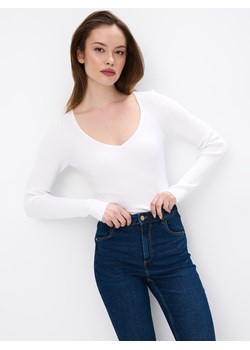 Mohito - Prążkowana biała bluzka - biały ze sklepu Mohito w kategorii Bluzki damskie - zdjęcie 171362784