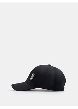 Mohito - Czarna czapka z daszkiem - czarny ze sklepu Mohito w kategorii Czapki z daszkiem damskie - zdjęcie 171370541