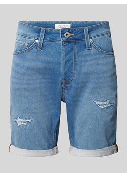 Szorty jeansowe o kroju regular fit z przetarciami model ‘RICK’ ze sklepu Peek&Cloppenburg  w kategorii Spodenki męskie - zdjęcie 171375292