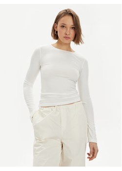 Gina Tricot Bluzka 20789 Biały Slim Fit ze sklepu MODIVO w kategorii Bluzki damskie - zdjęcie 171376921