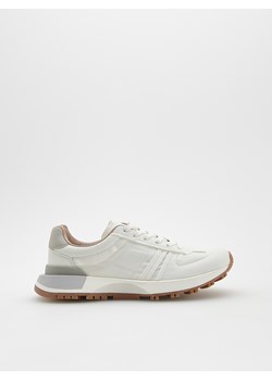 Reserved - Wiązane sneakersy - biały ze sklepu Reserved w kategorii Buty sportowe damskie - zdjęcie 171378361