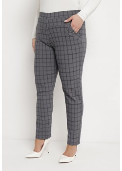 Ciemnoszare Spodnie w Kratkę z Bawełny Lacelila ze sklepu Born2be Odzież w kategorii Spodnie damskie - zdjęcie 171380571