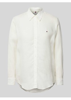 Bluzka koszulowa lniana z wyhaftowanym logo ze sklepu Peek&Cloppenburg  w kategorii Koszule damskie - zdjęcie 171406100