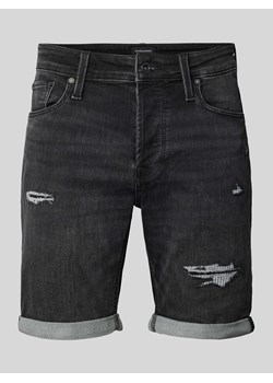 Szorty jeansowe z przetarciami ze sklepu Peek&Cloppenburg  w kategorii Spodenki męskie - zdjęcie 171406101