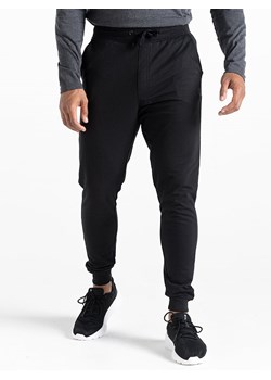 Dare 2b Spodnie dresowe &quot;Recharging&quot; w kolorze czarnym ze sklepu Limango Polska w kategorii Spodnie męskie - zdjęcie 171409172