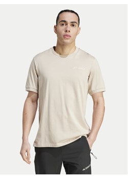 adidas T-Shirt Terrex Xploric Logo IK9111 Beżowy Regular Fit ze sklepu MODIVO w kategorii T-shirty męskie - zdjęcie 171420304