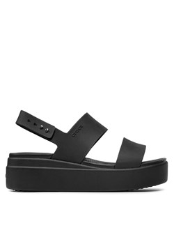 Sandały Crocs Brooklyn Low Wedge W 206453 Black/Black ze sklepu eobuwie.pl w kategorii Sandały damskie - zdjęcie 171431301
