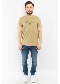 t-shirt męski tommy hilfiger xm0xm01999 piaskowy ze sklepu Royal Shop w kategorii T-shirty męskie - zdjęcie 171446263