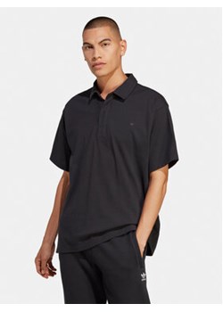 adidas Polo Premium Essentials HR8677 Czarny Loose Fit ze sklepu MODIVO w kategorii T-shirty męskie - zdjęcie 171449322