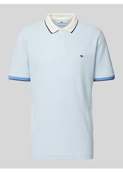 Koszulka polo o kroju regular fit z obszyciem w kontrastowym kolorze ze sklepu Peek&Cloppenburg  w kategorii T-shirty męskie - zdjęcie 171475213