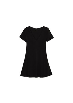 Cropp - Czarna sukienka mini gładka - czarny ze sklepu Cropp w kategorii Sukienki - zdjęcie 171475714