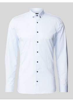 Koszula biznesowa o kroju super slim fit z kołnierzykiem typu button down ze sklepu Peek&Cloppenburg  w kategorii Koszule męskie - zdjęcie 171478764