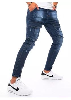 Spodnie męskie jeansowe typu bojówki ciemnoniebieskie Dstreet UX3292 ze sklepu DSTREET.PL w kategorii Jeansy męskie - zdjęcie 171486163