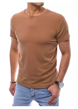 T-shirt męski bez nadruku kamelowy RX4895 ze sklepu DSTREET.PL w kategorii T-shirty męskie - zdjęcie 171490273