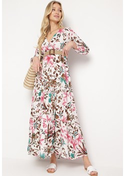 Biało-Różowa Wiskozowa Sukienka z Kopertowym Dekoltem i Falbanką Nrinesa ze sklepu Born2be Odzież w kategorii Sukienki - zdjęcie 171491843
