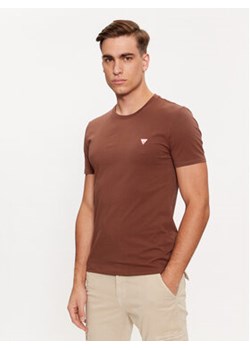 Guess T-Shirt M2YI24 J1314 Brązowy Slim Fit ze sklepu MODIVO w kategorii T-shirty męskie - zdjęcie 171495353