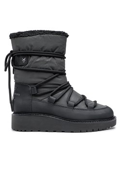 Śniegowce Calvin Klein Jeans Plus Snow Boot YW0YW00731 Black BDS ze sklepu eobuwie.pl w kategorii Śniegowce damskie - zdjęcie 171497031