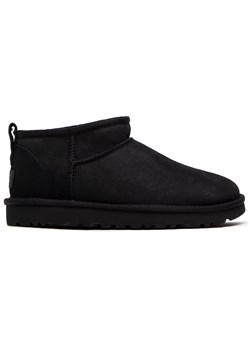 Śniegowce Ugg W Classic Ultra Mini 1116109 Czarny ze sklepu eobuwie.pl w kategorii Śniegowce damskie - zdjęcie 171498370