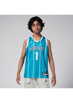 Koszulka dla dużych dzieci (chłopców) Nike Dri-FIT NBA Swingman Charlotte Hornets 2023/24 Icon Edition - Niebieski ze sklepu Nike poland w kategorii T-shirty chłopięce - zdjęcie 171502383