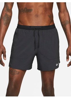 Nike Szorty w kolorze czarnym do biegania ze sklepu Limango Polska w kategorii Spodenki męskie - zdjęcie 171504893