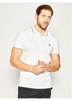 Lee Polo Pique L61ARLLJ 112113712 Biały Regular Fit ze sklepu MODIVO w kategorii T-shirty męskie - zdjęcie 171508033