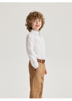 Reserved - Spodnie chino z paskiem - brązowy ze sklepu Reserved w kategorii Spodnie chłopięce - zdjęcie 171516253