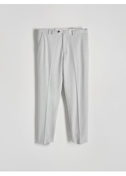 Reserved - Spodnie garniturowe z domieszką lnu - jasnoszary ze sklepu Reserved w kategorii Spodnie męskie - zdjęcie 171518134