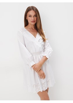 Mohito - Bawełniana sukienka mini - biały ze sklepu Mohito w kategorii Sukienki - zdjęcie 171519954