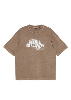 Cropp - Brązowa koszulka z nadrukiem typu comfort - zielony ze sklepu Cropp w kategorii T-shirty męskie - zdjęcie 171524694