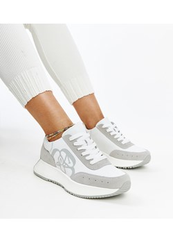 Biało-szare skórzane sneakersy Salimah ze sklepu gemre w kategorii Buty sportowe damskie - zdjęcie 171525033