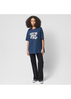 Damski t-shirt oversize z nadrukiem Outhorn OTHWSS24TTSHF1512 - granatowy ze sklepu Sportstylestory.com w kategorii Bluzki damskie - zdjęcie 171526133