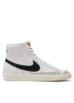 Nike Sneakersy Blazer Mid '77 Vntg BQ6806 100 Biały ze sklepu MODIVO w kategorii Trampki męskie - zdjęcie 171529512