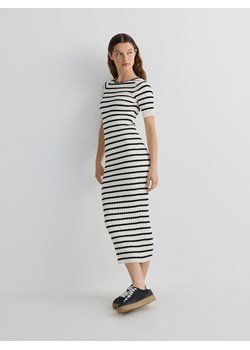 Reserved - Prążkowana sukienka midi - wielobarwny ze sklepu Reserved w kategorii Sukienki - zdjęcie 171536092