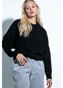 Krótki dzianinowy sweter damski czarny Fobya ze sklepu 5.10.15 w kategorii Swetry damskie - zdjęcie 171536873