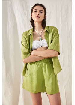 H & M - Lniane szorty bez zapięcia - Zielony ze sklepu H&M w kategorii Szorty - zdjęcie 171537461