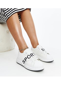 Białe sneakersy na platformie Ayna ze sklepu gemre w kategorii Trampki damskie - zdjęcie 171541384