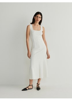 Reserved - Dzianinowa sukienka midi - kremowy ze sklepu Reserved w kategorii Sukienki - zdjęcie 171544163
