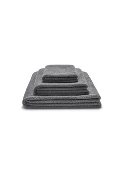 Komplet ręczników Mumla ze sklepu Modivo Dom w kategorii Ręczniki - zdjęcie 171547783