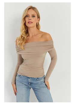 So You Koszulka w kolorze beżowym ze sklepu Limango Polska w kategorii Bluzki damskie - zdjęcie 171550382