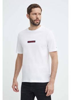 Tommy Hilfiger t-shirt bawełniany męski kolor biały z aplikacją MW0MW34373 ze sklepu ANSWEAR.com w kategorii T-shirty męskie - zdjęcie 171553024
