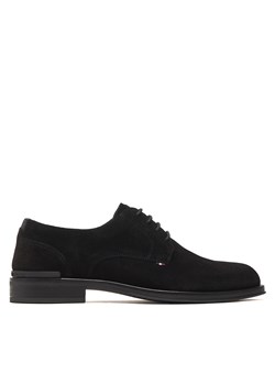 Półbuty Tommy Hilfiger Core Hilfiger Textured Sde Shoe FM0FM04991 Black BDS ze sklepu eobuwie.pl w kategorii Buty eleganckie męskie - zdjęcie 171556670