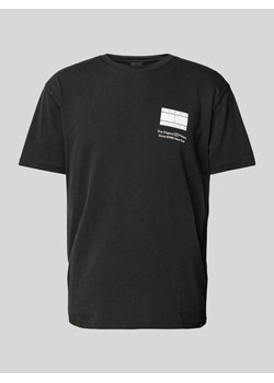 T-shirt o kroju Regular Fit z nadrukiem z logo ze sklepu Peek&Cloppenburg  w kategorii T-shirty męskie - zdjęcie 171560764