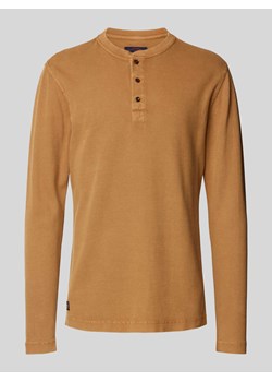 Bluzka z długim rękawem i dekoltem serafino ze sklepu Peek&Cloppenburg  w kategorii T-shirty męskie - zdjęcie 171560962